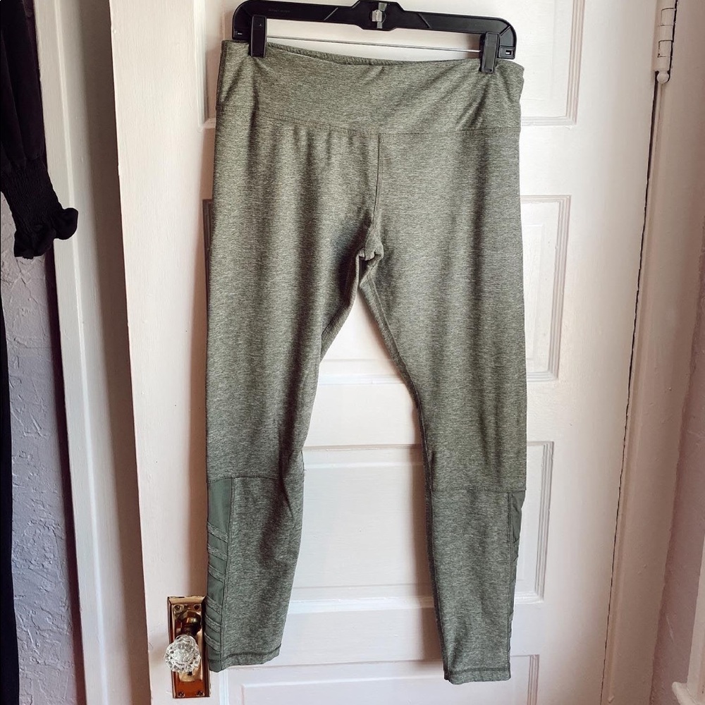 Olive Green leggings with mesh detail - size Medium